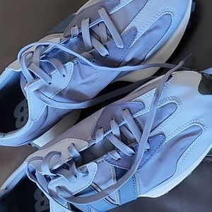 New Balance Men's Sneakers, style 327, blue, brand new, never worn